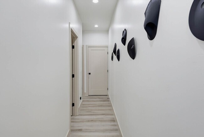 Building Photo - 426-426 Arbor Dr