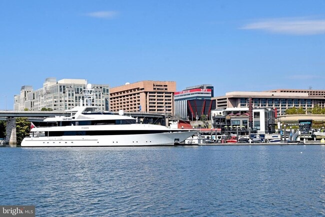 Building Photo - 73 G St SW