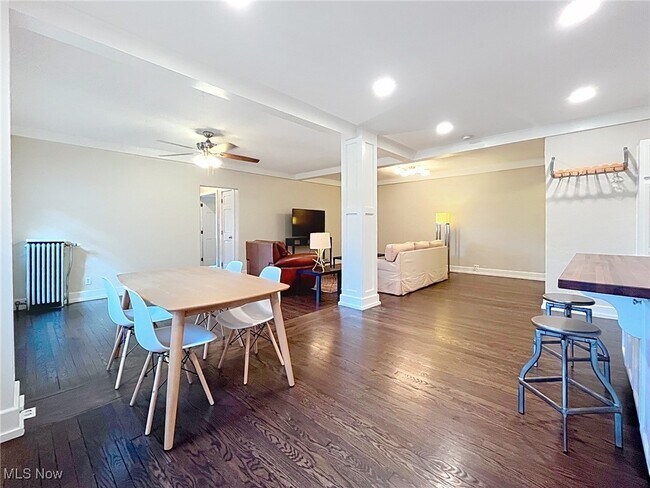 Building Photo - 2330 Euclid Heights Blvd