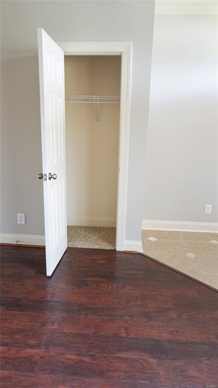 Building Photo - 9537 Greythorne Way