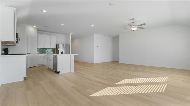 Building Photo - 510 Yellowstar Ln