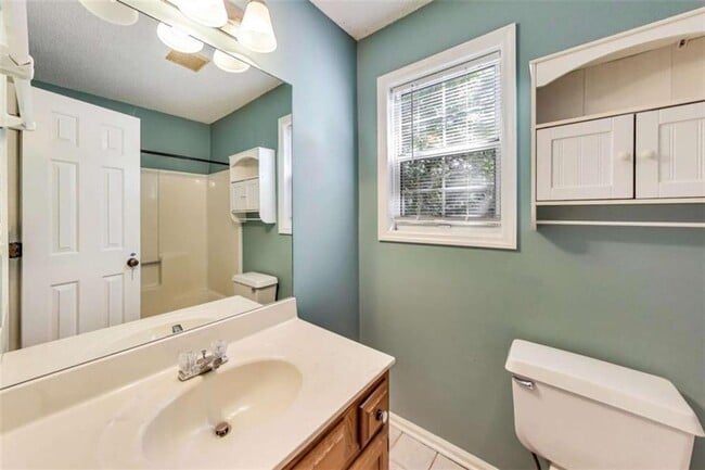 Building Photo - 5196 Laurel Bridge Ct SE