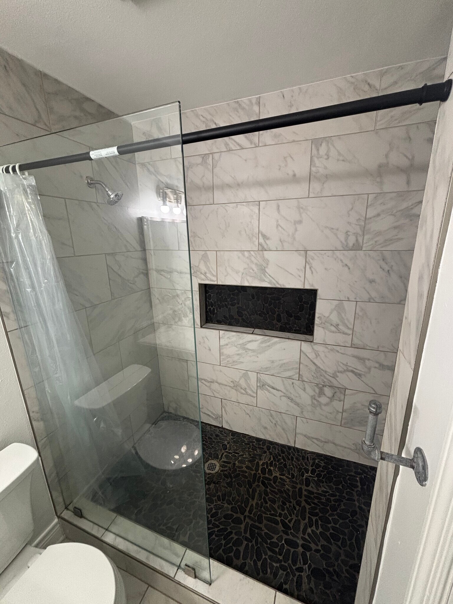 Building Photo - 2218 Saunders St