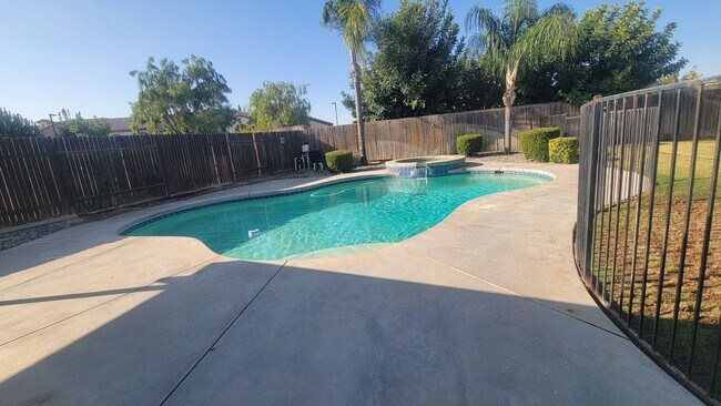 Building Photo - 8315 Mossrock Dr