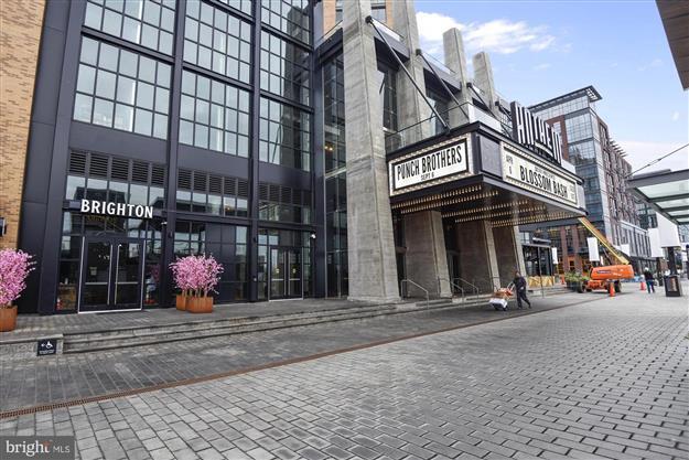 Building Photo - 800 4th St SW