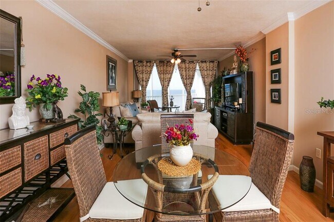 Building Photo - 1770 Benjamin Franklin Dr