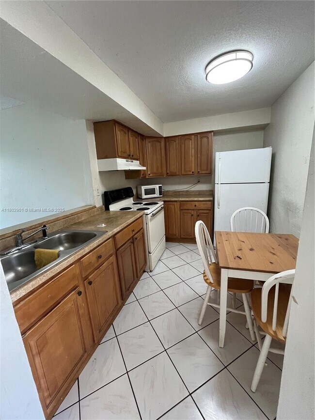 Building Photo - 14155 SW 87th St