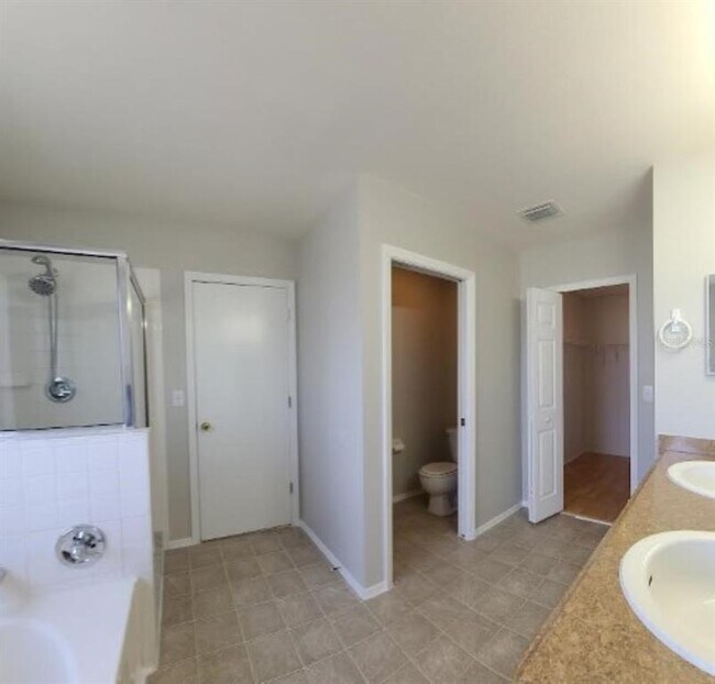Building Photo - 1501 Rincon Dr