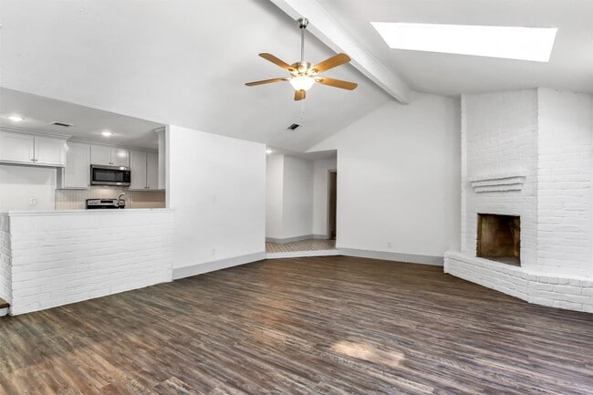 Building Photo - 23118 Whispering Willow Dr