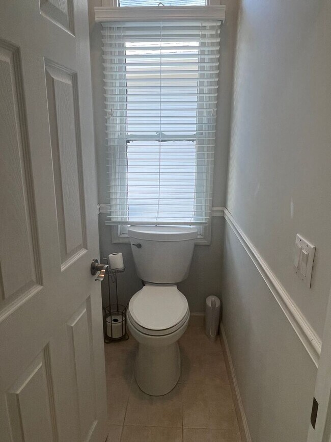 Building Photo - Spacious Updated Home in Windmill Harbour!