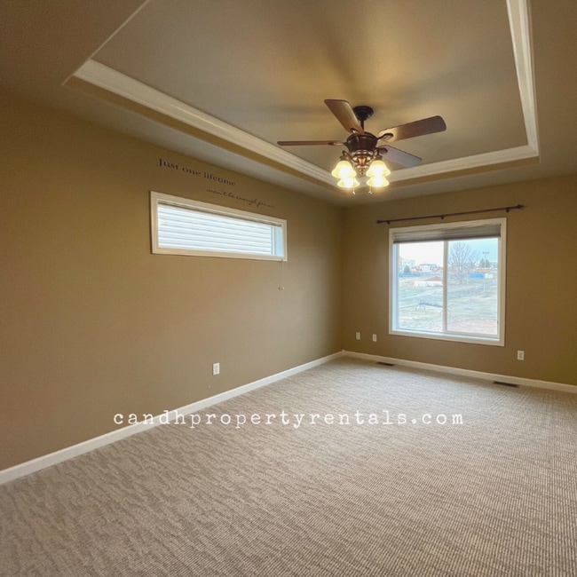 Building Photo - 1053 Picador Way