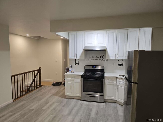 Building Photo - 57-22 Kissena Blvd