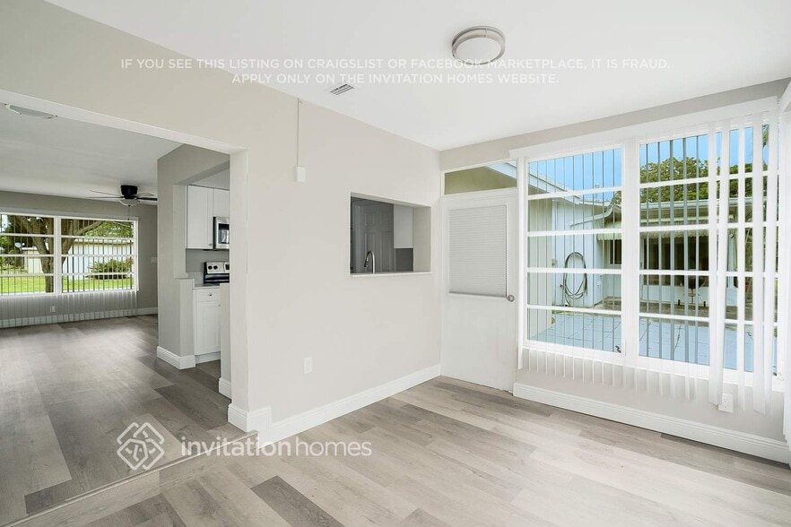 Building Photo - 2925 NW 69th Ave