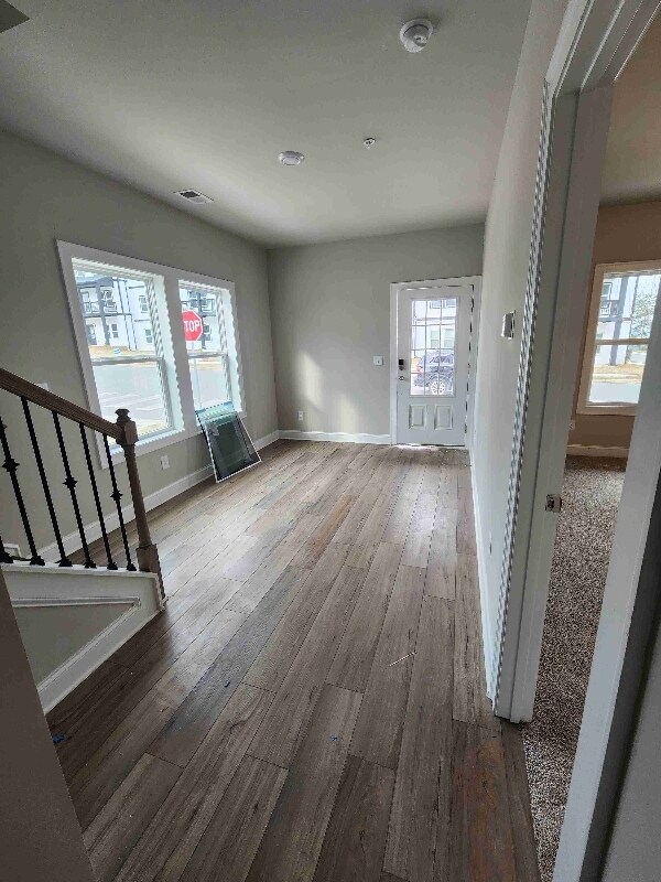 Building Photo - 1054 Knoxboro Ln