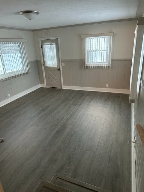 Building Photo - 4119 Hillsdale Ave NE
