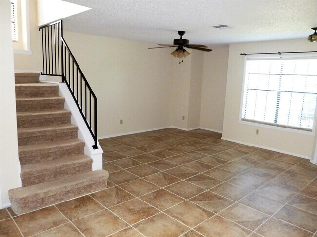 Building Photo - 2872 Wareham Ct