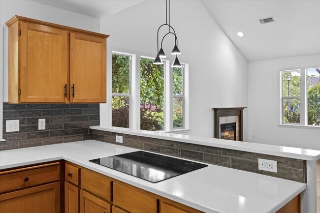 Building Photo - 235 Jackson Creek Dr