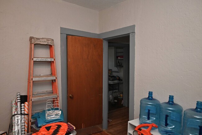 Building Photo - Charming 3 Bed 1 Bath in Hospital District