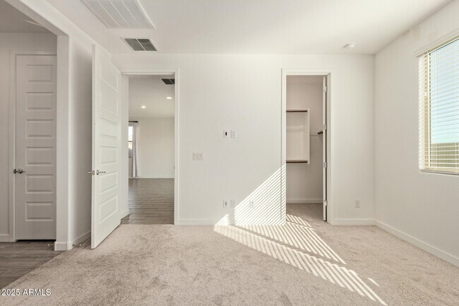 Building Photo - 11207 W Luxton Ln