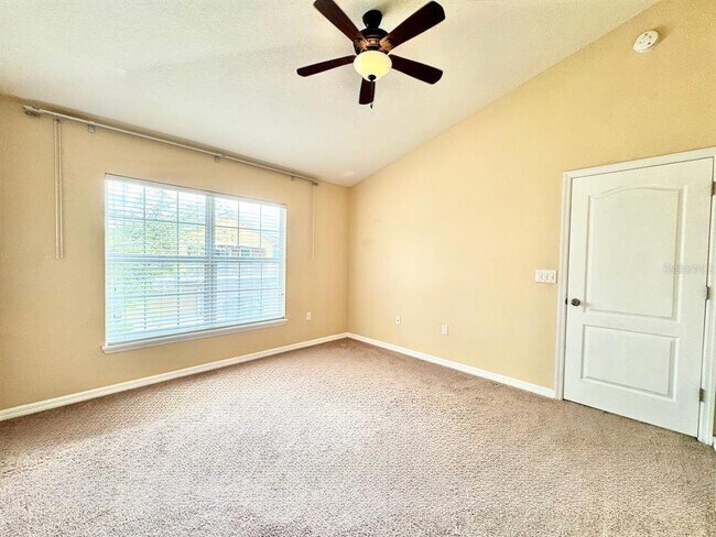 Building Photo - 7001 Interbay Blvd