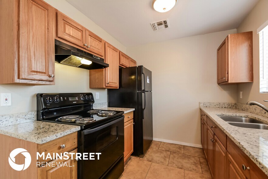 Building Photo - 4184 E Market St