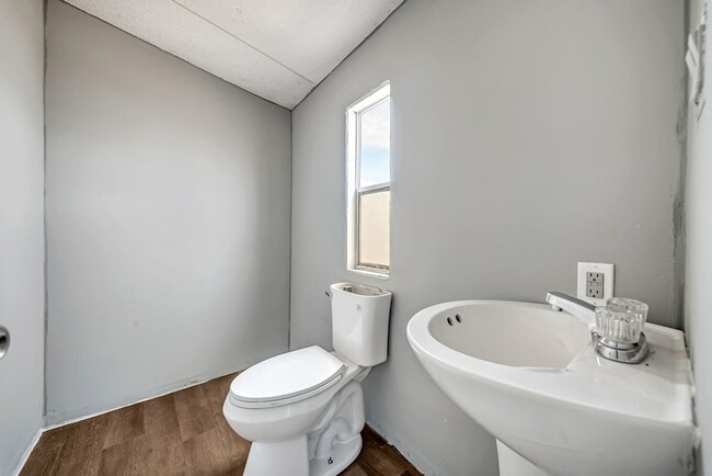Building Photo - 345 Denson Reed Rd