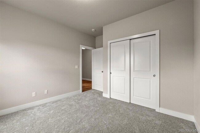 Building Photo - 16353 Cattle Crk Ct