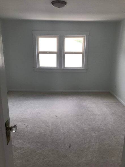 Bedroom 2 - 213 S 100 W
