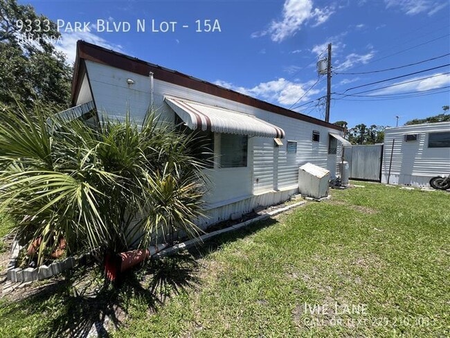 Building Photo - 9333 Park Blvd