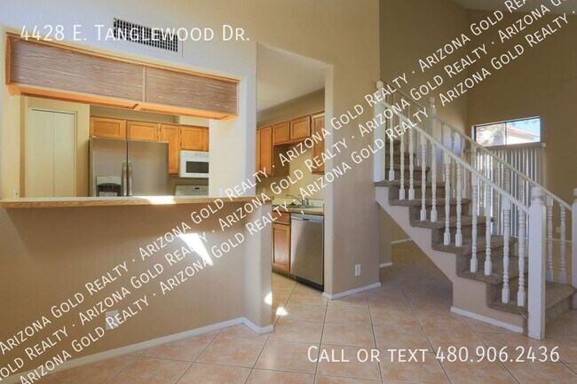 Building Photo - 4428 E Tanglewood Dr