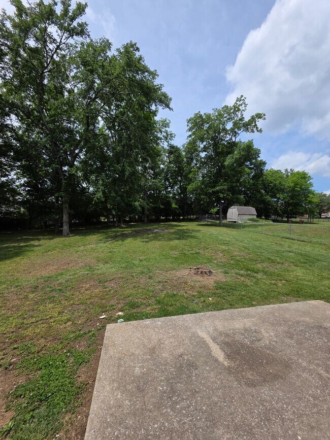 Building Photo - One Level 3bd/2ba home in Mt Juliet