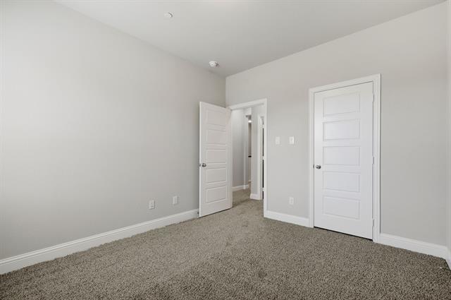 Building Photo - 325 Colusa Dr