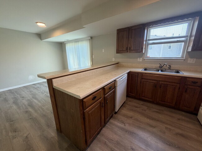 Building Photo - 3603 Hermitage Rd