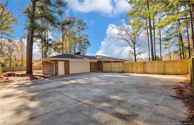 Building Photo - 3983 Cedar Creek Rd
