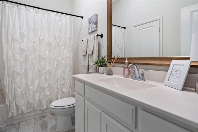 Building Photo - 752 Tallgrass Dr