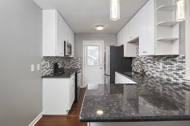Building Photo - NOW AVAILABLE!!** Beautiful One-Bedroom at...