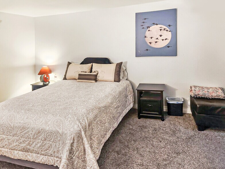 Building Photo - 4050 Pacific Harbors Dr