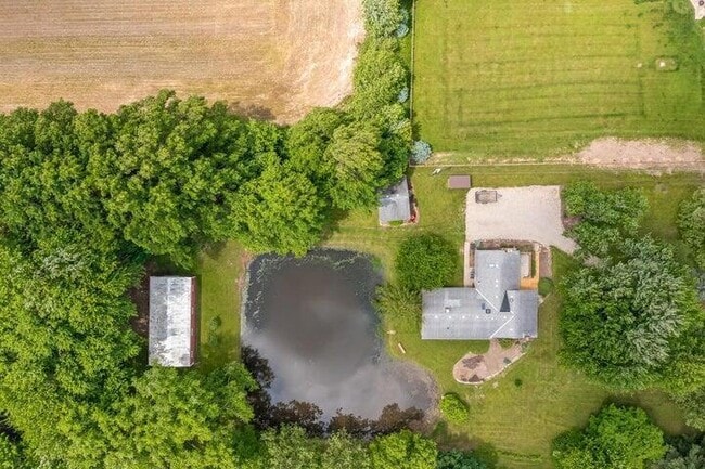 Building Photo - 3407 Bean-Oller Rd