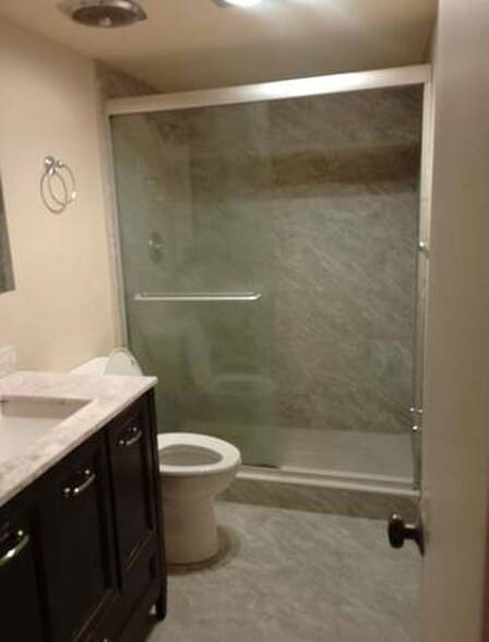 Building Photo - 1300 NE 191st St