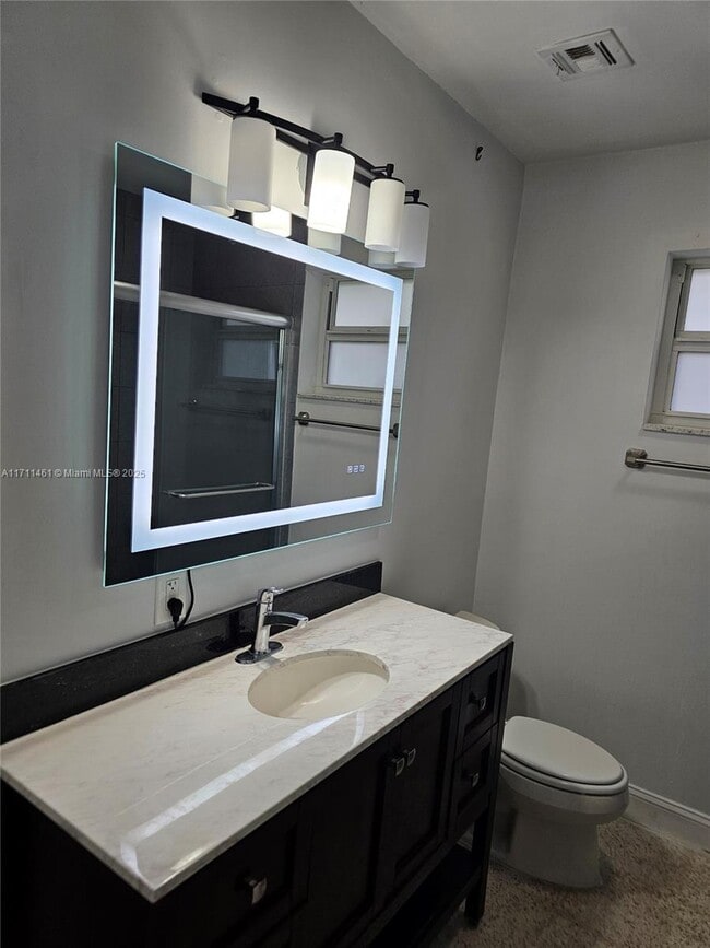 Building Photo - 6969 SW 82nd Ct