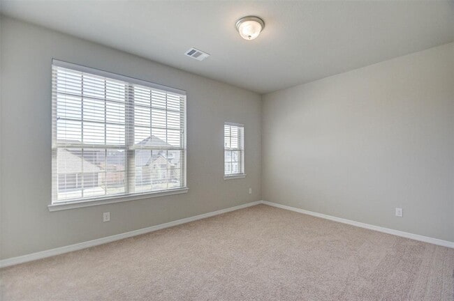 Building Photo - 6015 Marsh Lk Ct