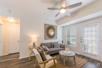 Building Photo - 2 bedroom in Austin TX 78744