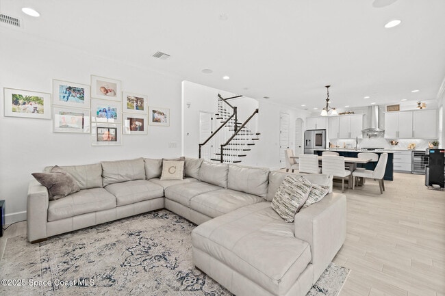 Building Photo - 3233 Casare Dr