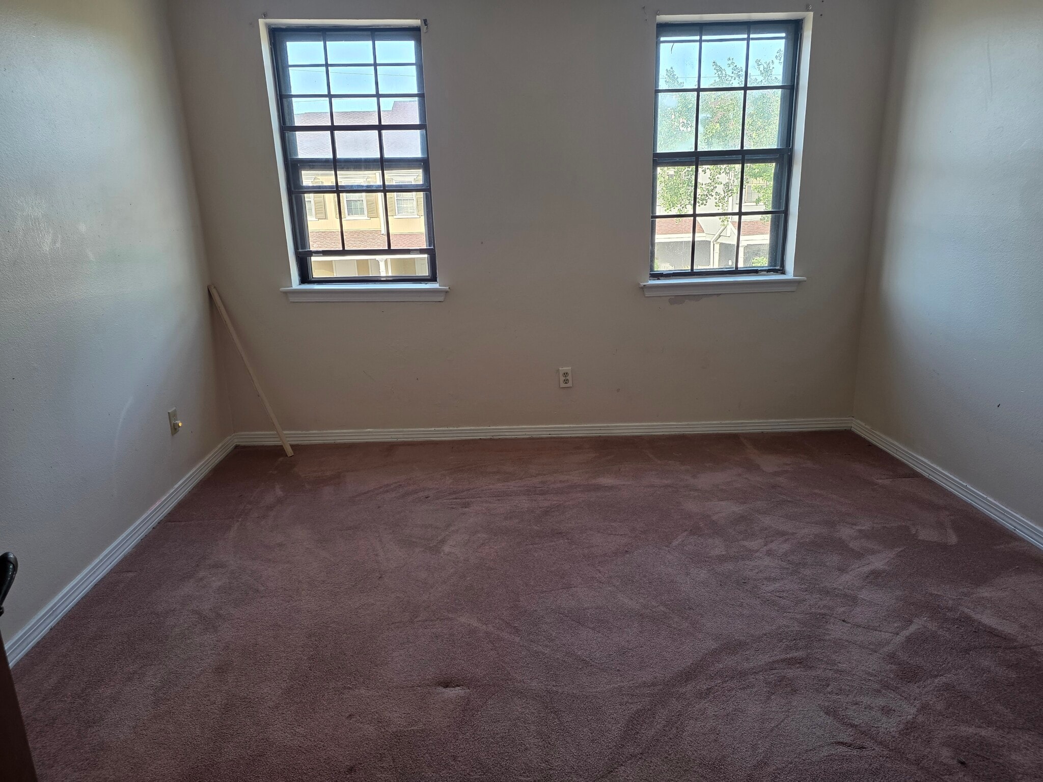 Building Photo - 4213 Paradis Ln
