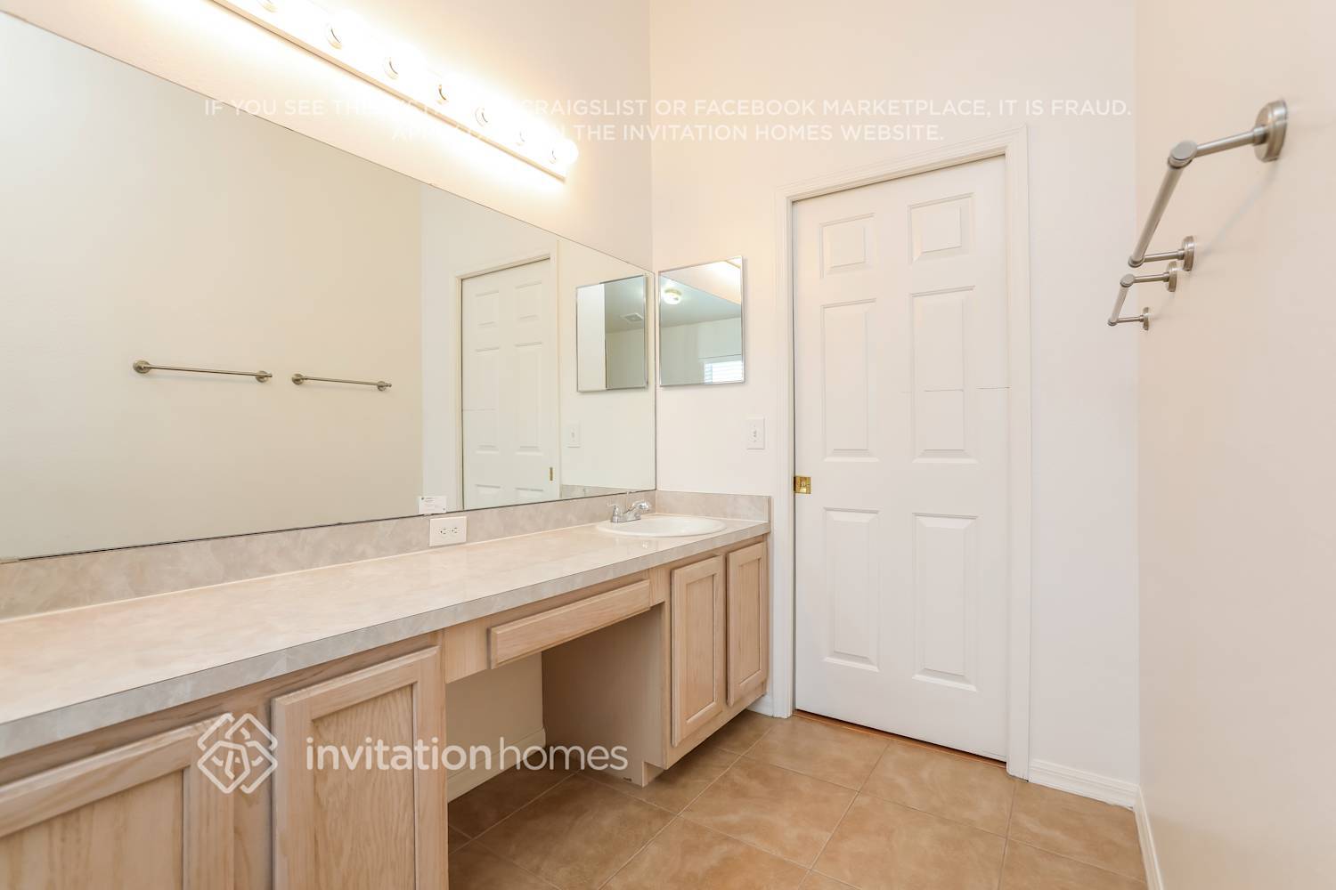 Building Photo - 10965 Brown Trout Cir