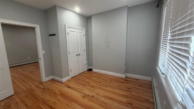 Building Photo - 137A Dekalb Ave