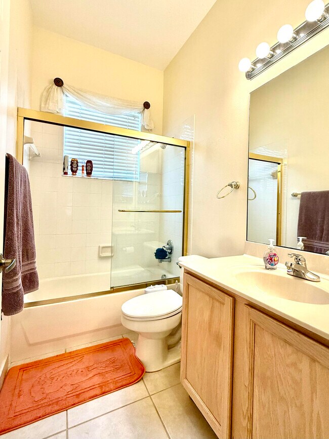 Building Photo - 408 North Key Lime Square SW