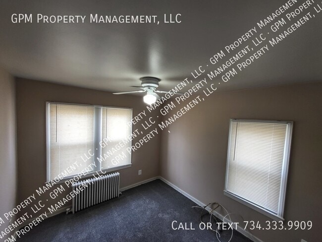 Building Photo - 2557 4th St