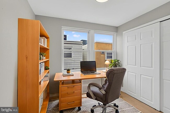 Building Photo - 1908 S Jessup St