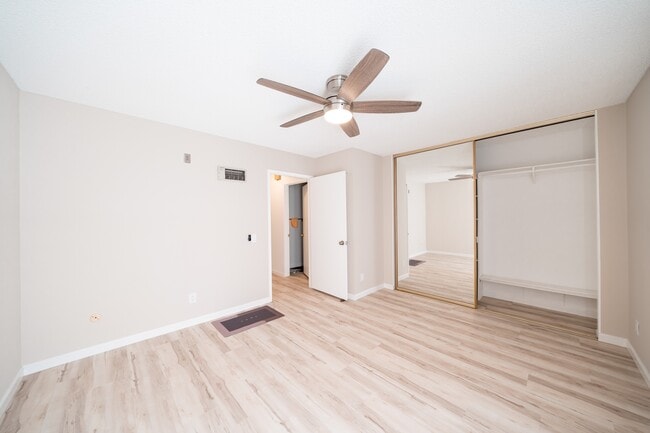 Building Photo - 1124 Eureka St